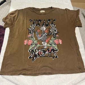 Fantastic nights, praying skeleton brown T